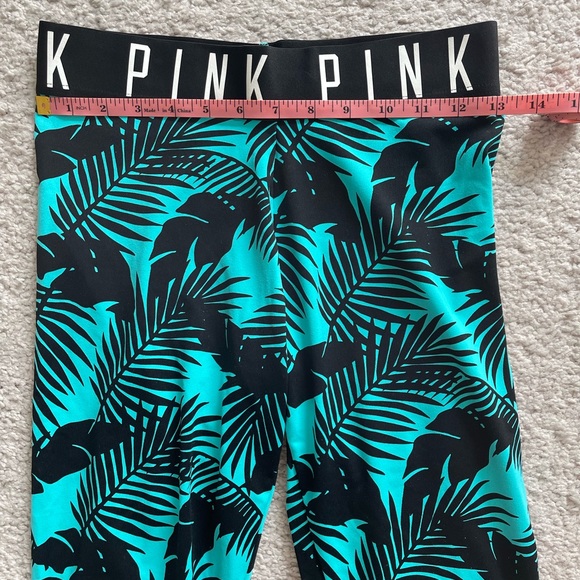 Victoria's Secret Pink Ultimate Extreme Crop athletic workout pants. Size Small - Picture 9 of 9